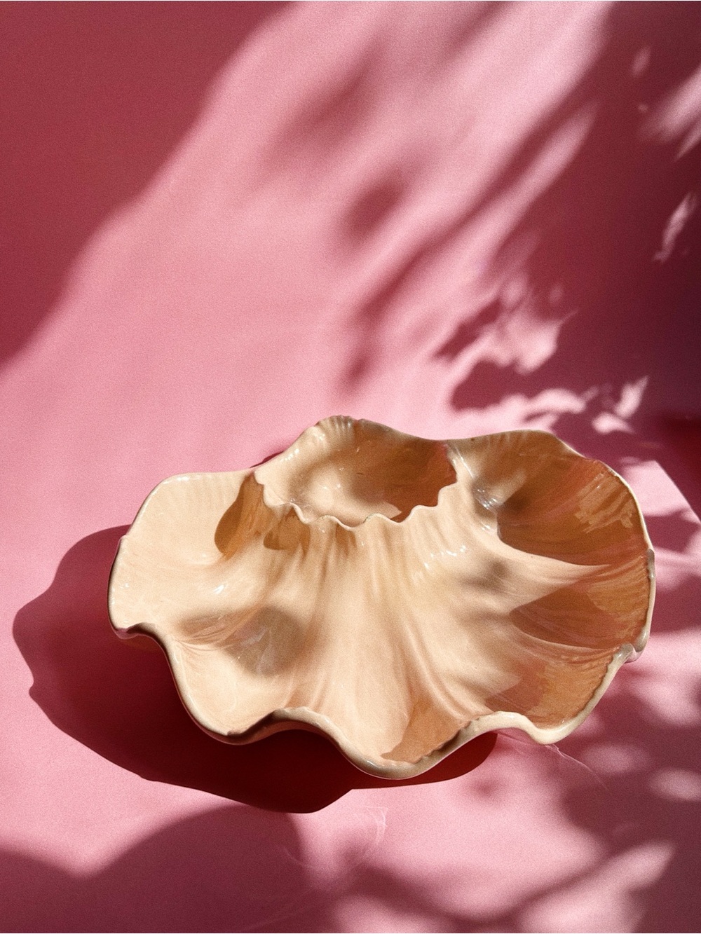Vintage Peach Sea Shell / Clam Shell Throw Dish